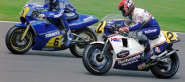 Christian Sarron et Randy Mamola au GP d'Angleterre 1985.