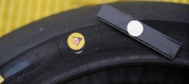 Puce RFID intégrée dans les pneus Moto2 et Moto3.