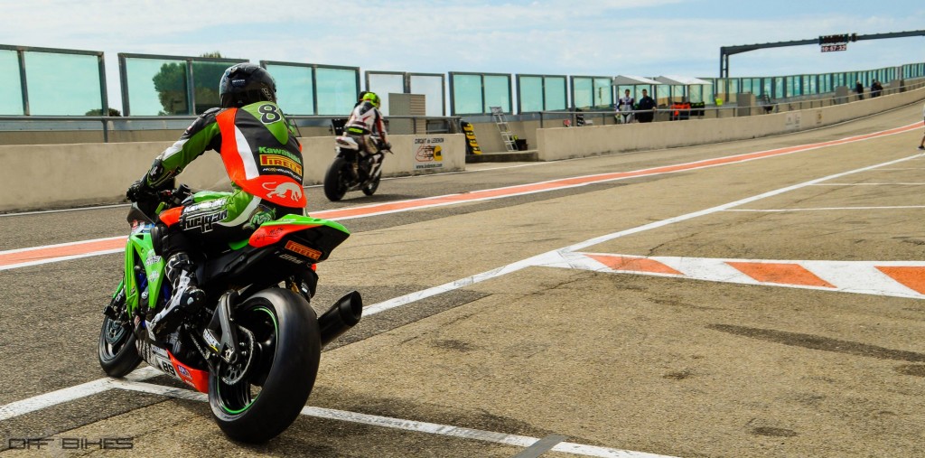 Axel Maurin, pilote du Team CMS, vient de passer 3ème au Championnat en catégorie Superbike grâce à sa régularité lors de cette manche de Ledenon.