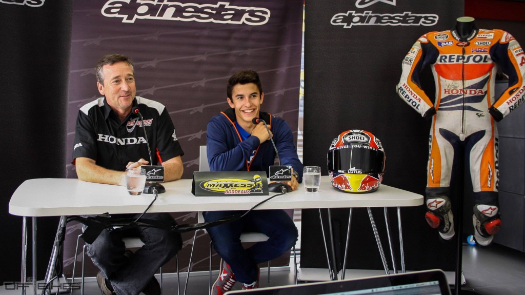 Marquez et Freddie Spencer complices lors de la Conférence de Presse chez MAXXESS Bordeaux. (Photo : ©OffBikes) 