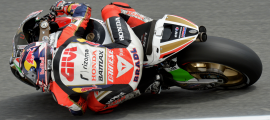 Stefan Bradl signe la deuxième pole position d'un pilote privé cette saison. Il succède à Cal Crutchlow à Assen. (Photo : Team LCR)