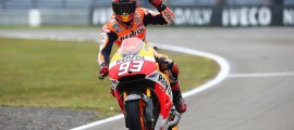 Malgré les conditions chaotiques, Marc Marquez signe une nouvelle victoire. (Photo :  Honda Repsol)