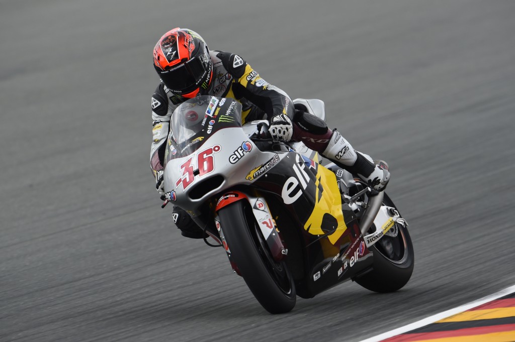 Mika Kallio échoue derrière Dominique Aegerter. Il revient à 19 points de Tito Rabat au Championnat. (Photo : Marc VDS)