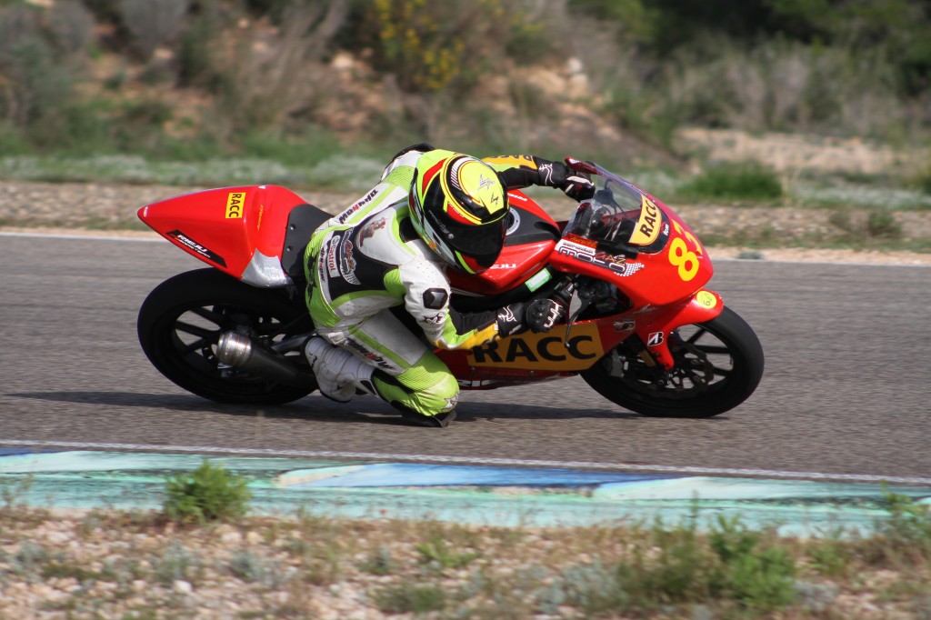 Des couleurs à suivre prochainement en Championnat du Monde Junior Moto3 ? (Photo : Albert Morales)