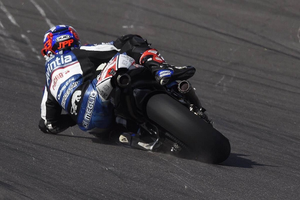 Mike Di Meglio a perdu l'avant durant la course mais le Français s'est rattrapé. (Photo : Mike Di Meglio)