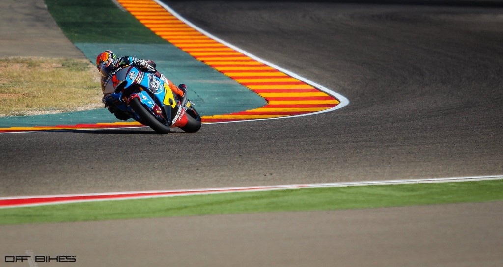 Tito Rabat s'est fracturé le bras lors d'une chute sur le circuit d'Almeria. 