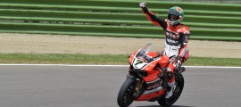 Chaz Davies offre une 15e victoire à Ducati à Imola. (Photo : Ducati)