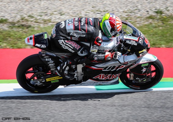 Johann Zarco gagne ce Grand Prix d'Italie devant Baldassarri. 