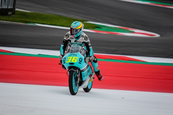 Joan Mir signe la première pole position espagnole de la saison en Moto3. 