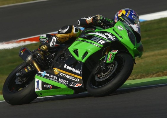 Kenan Sofuoglu signe une nouvelle pole position en Allemagne. (Photo : Kawasaki Puccetti Racing)