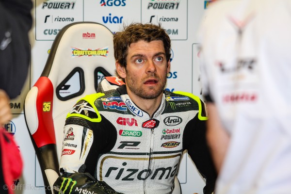 Crutchlow signe sa troisième pole position en MotoGP. 