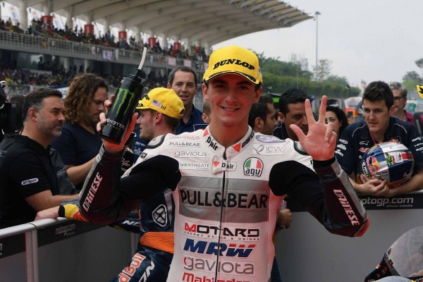 Francesco Bagnaia s'offre une deuxième victoire cette saison (la troisième victoire de Mahindra). (Photo : Aspar)