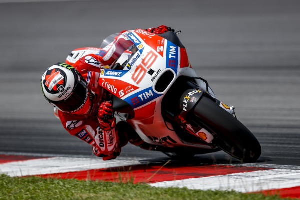 Jorge Lorenzo signe le 17e temps de la première journée à Sepang. (Photo : Ducati Corse)